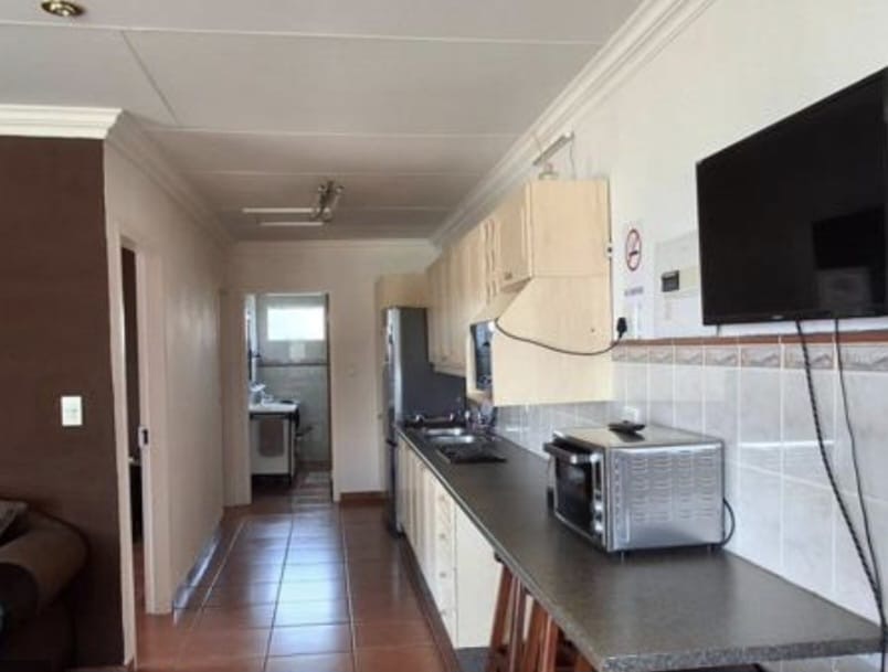 5 Bedroom Property for Sale in Deneysville Free State